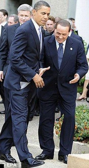 Саммит G8. Обама и Берлускони первый кадр