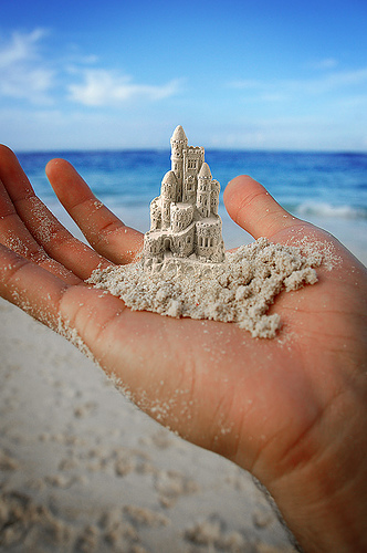 миниатюра песчаного замка