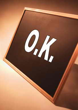 Во время гражданских войн если войска возвращались без потерь, то вывешивали табличку «O.K», чтобы все видели «0 Killed» («0 Убитых»). Отсюда и пошло выражение: «O.K», которое теперь означает «Все хорошо»