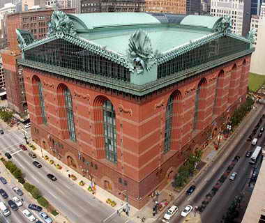 Библиотека Гарольда Вашингтона в Чикаго