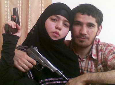 Чеченка-смертница с мужем-боевиком