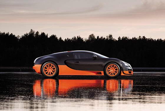 Красавчик Bugatti Veyron 16,4 Super Sport