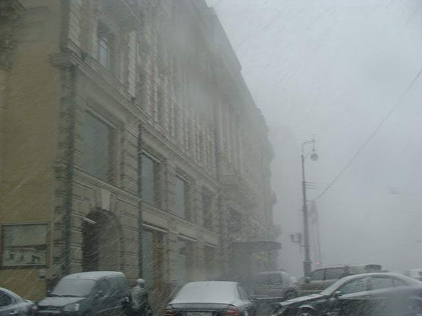 Снегопад Москва