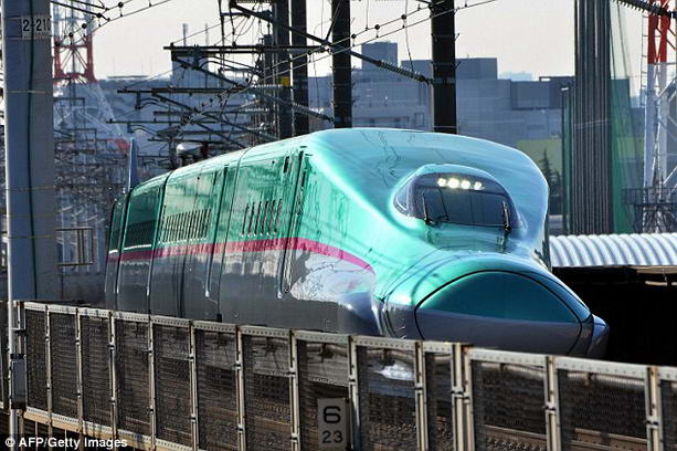Самый быстрый поезд в мире Hayabusa