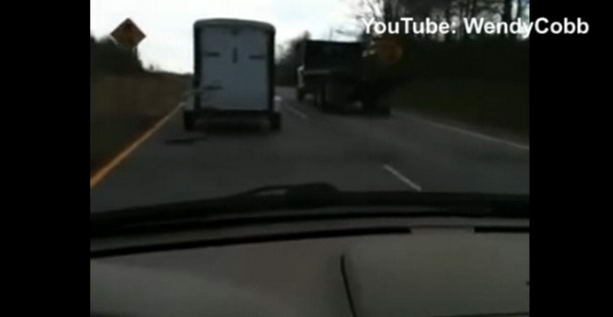 Авария на дороге