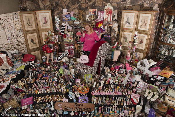 женщина с самой большой коллекцией обуви