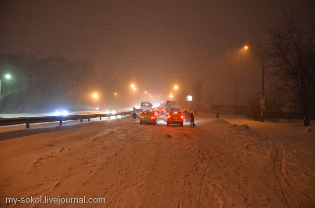 Дороги Киева в снегопад