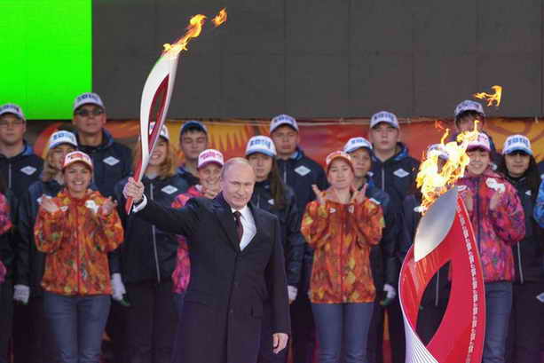 Путин и Олимпийский огонь