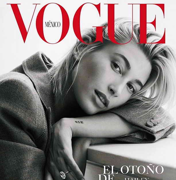 Модель Хейлин Болдуин на сентябрьской обложке журнала Vogue