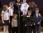актриса Ирина Леонова и ее семеро детей от Евгения Цыганова